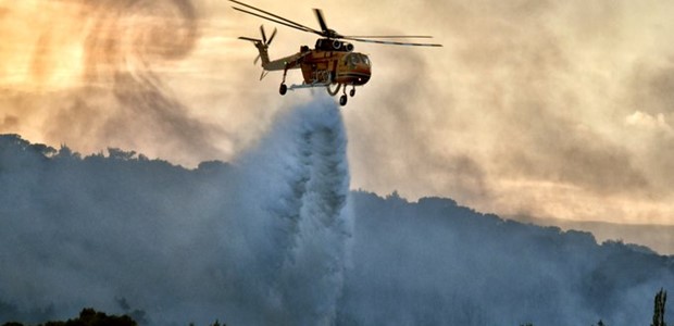 Κίνδυνος για γρήγορη εξάπλωση φωτιάς παρά τις βροχές